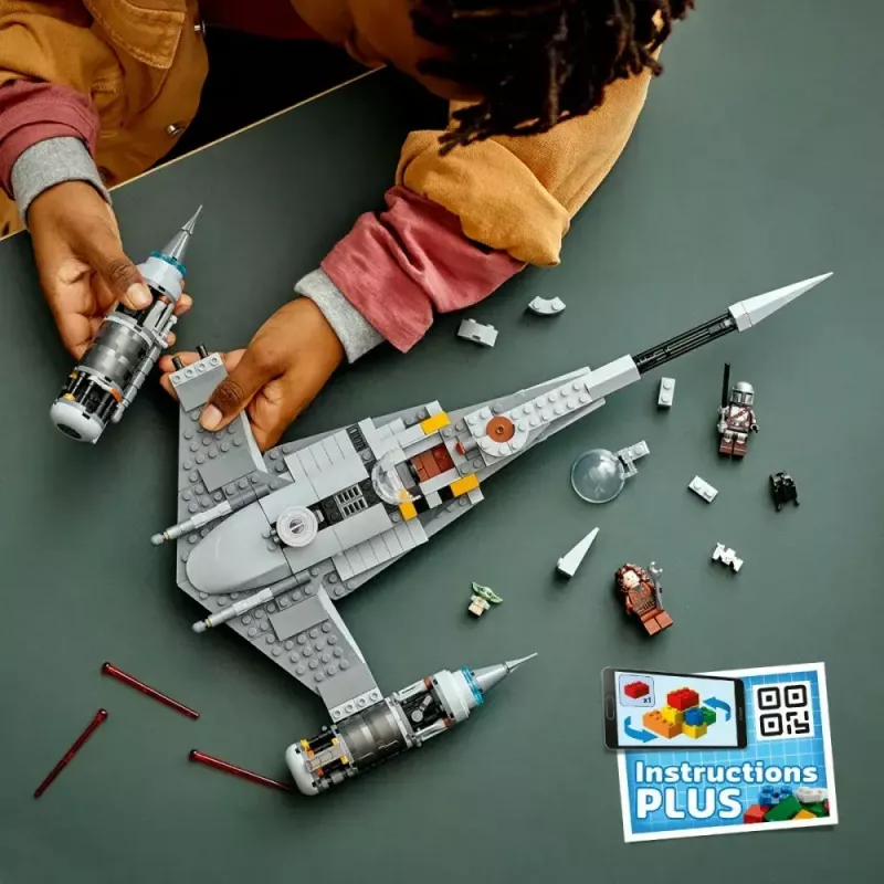 Construction toy LEGO Star Wars N-1 Starfighter with The Child (Baby Yoda) figure 75325
