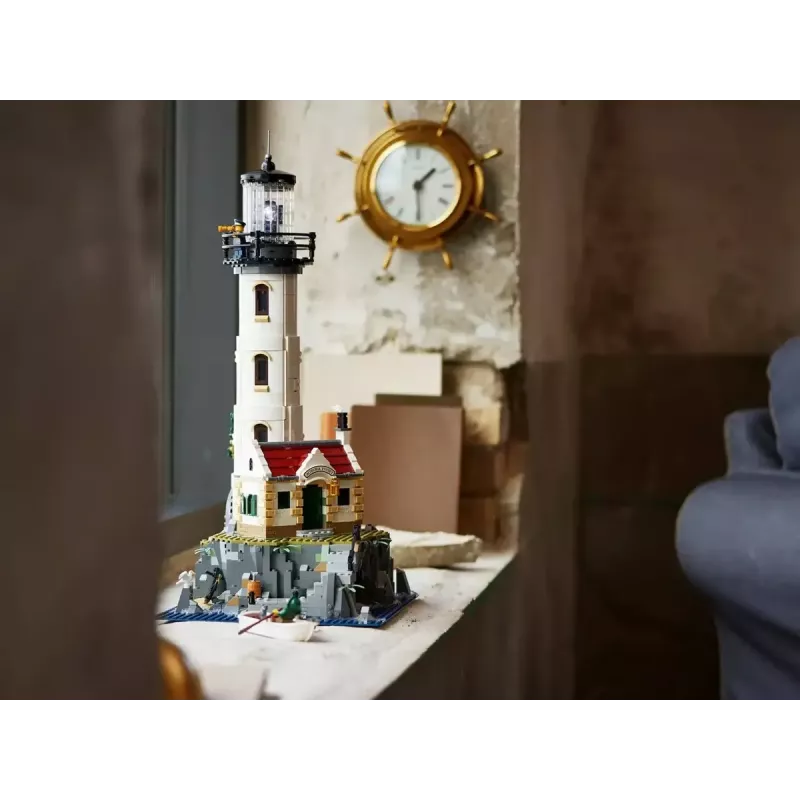 LEGO Ideas Motorized Lighthouse 21335 — 2,065 pieces, motorized rotating light, 18+