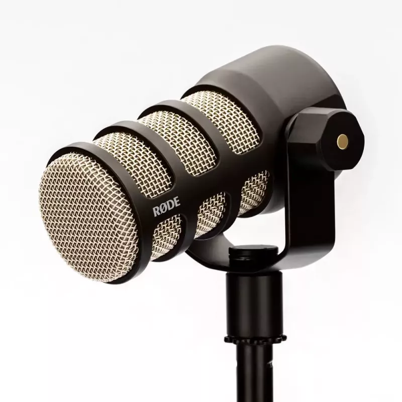 Stage dynamic microphone RØDE PodMic — cardioid, XLR-3 wired, 20–20,000 Hz, balanced output, 937 g, black