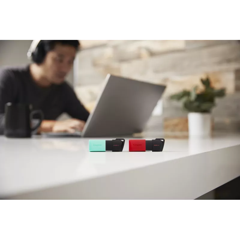 Kingston Technology DataTraveler 128GB USB3.2 Gen1 Exodia M (Black + Red)