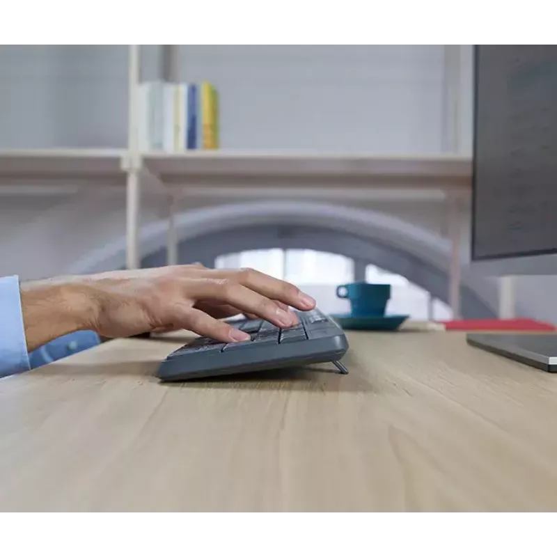 Wireless Keyboard and Mouse Combo Logitech MK235