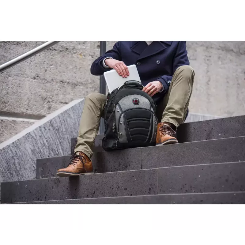Casual backpack Wenger SwissGear Synergy