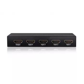 CLUB3D HDMI™ 2.0 UHD 4K60Hz SwitchBox 4 ports and included IR Remote control