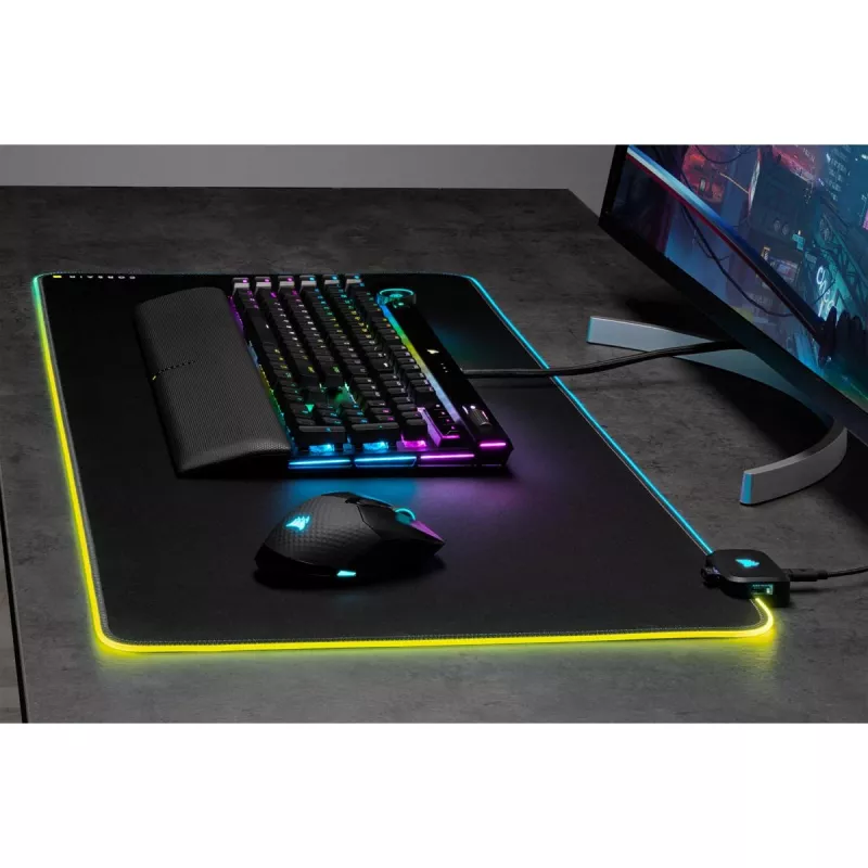 Gaming mouse pad CORSAIR MM700 RGB — 930×400 mm, 4 mm thickness, rubber base, USB-powered LED backlight, black