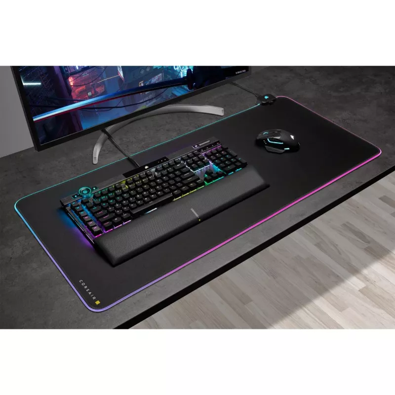 Gaming mouse pad CORSAIR MM700 RGB — 930×400 mm, 4 mm thickness, rubber base, USB-powered LED backlight, black