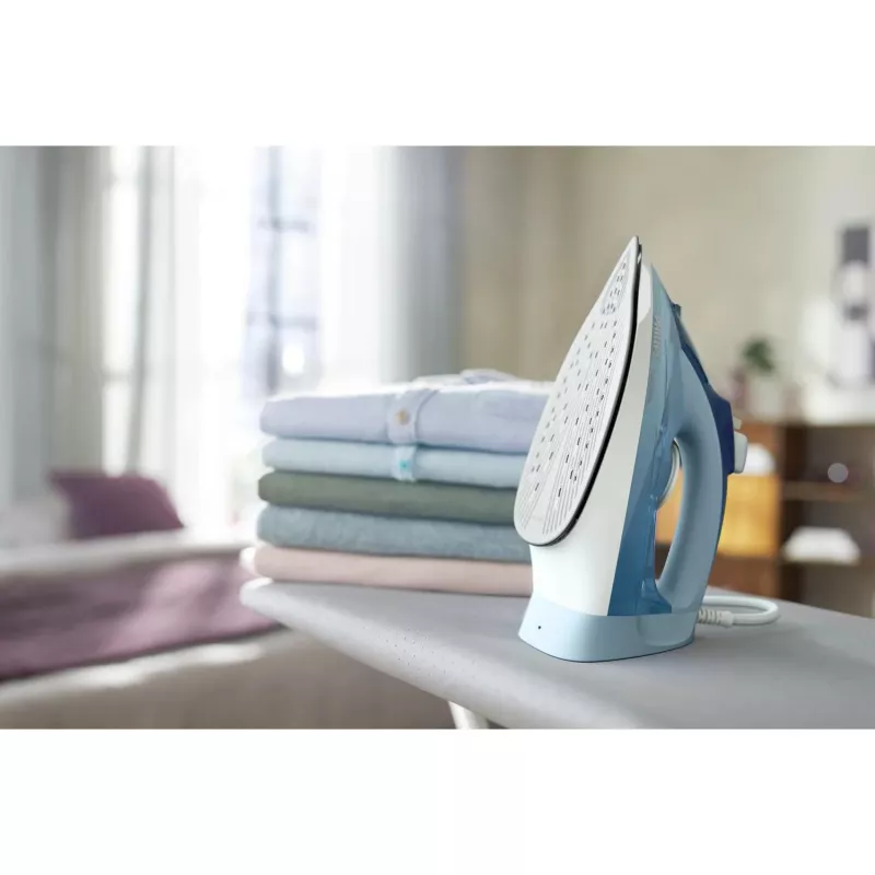 Steam iron Philips DST5030/20 — 2400W, 0.32 L tank, SteamGlide Plus soleplate, 45 g/min continuous, 180 g/min boost, Blue