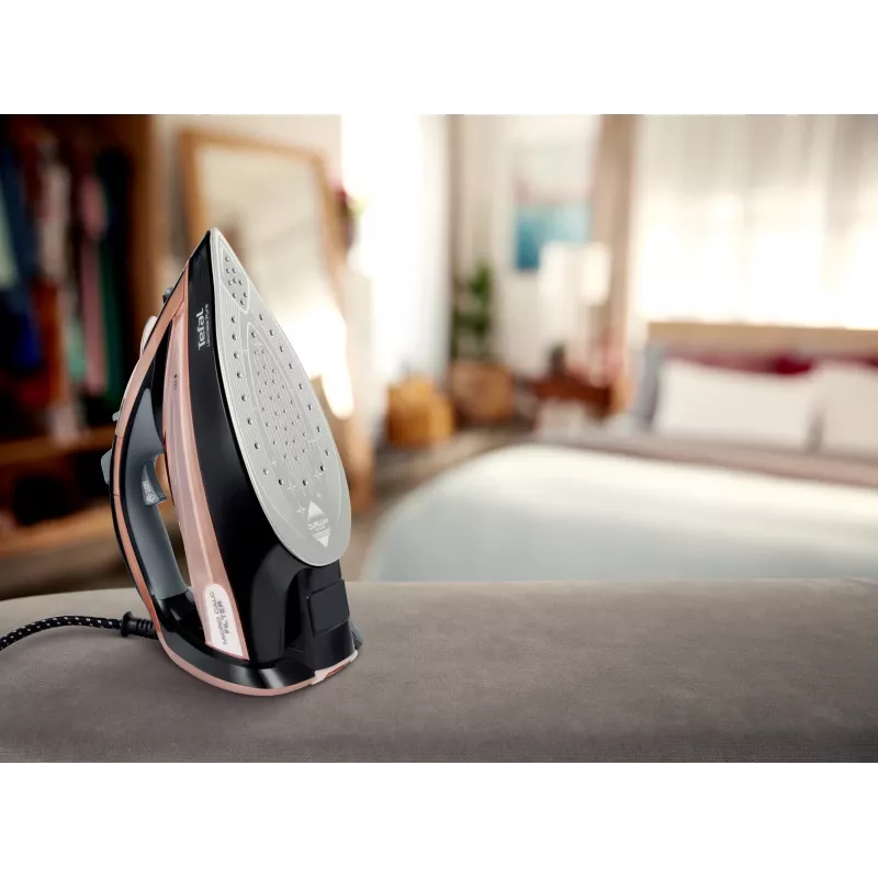 Tefal Ultimate Pure FV9845 steam iron, 3200 W, Durilium AirGlide Autoclean soleplate, 60 g/min continuous steam, 260 g/min steam boost, 350 ml tank, vertical steam, black/copper