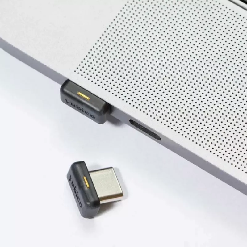 Security Key Yubico YubiKey 5C Nano