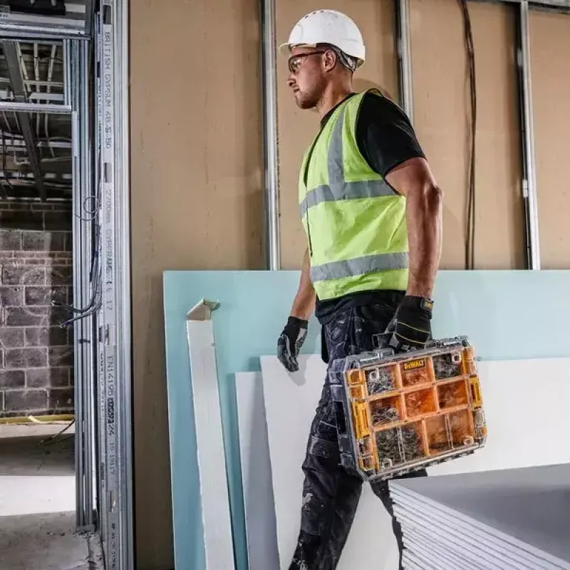 Tool organizer DeWalt DWST82968-1, polycarbonate, 7.8 l, locking, waterproof, black
