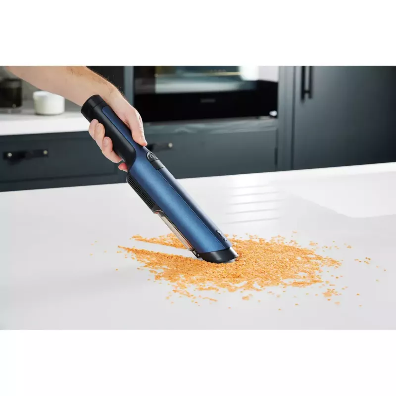 Handheld vacuum Shark WV270EU — dry cleaning, HEPA filtration, 0.7 kg, 2 settings, blue
