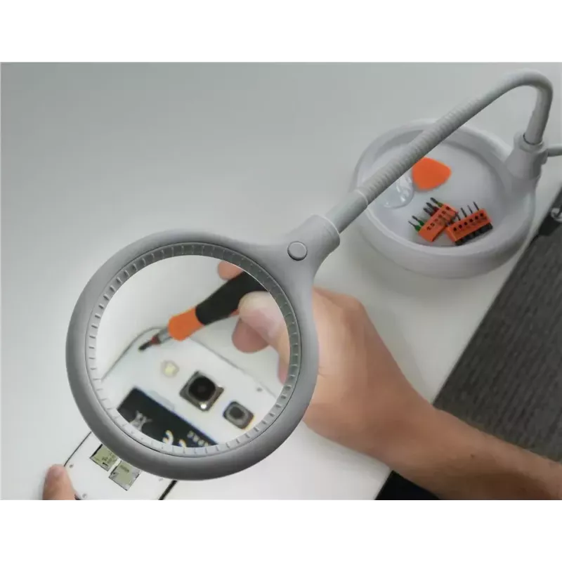 Goobay LED Magnifying Lamp with Base and Clamp 6 W Magnification 1.75x