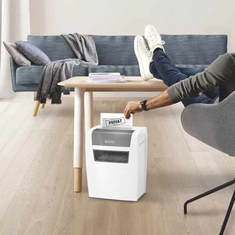 Leitz 80340000 paper shredder Particle-cut shredding 70 dB 22 cm White