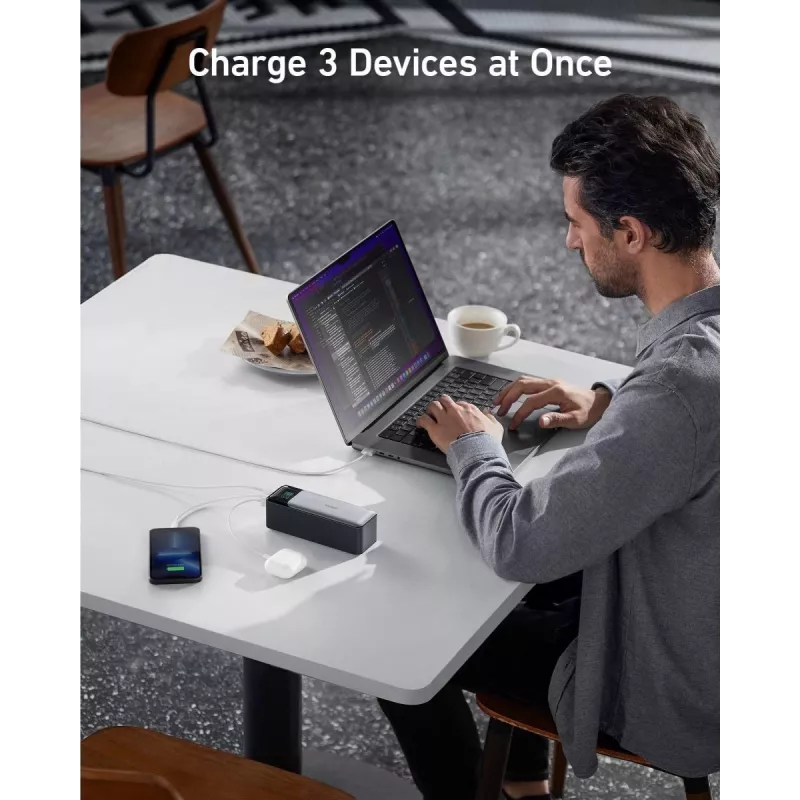 Portable charger Anker 737 (A1289011) — 24000 mAh, 140W, 2× USB-C + 1× USB-A, Silver/Black