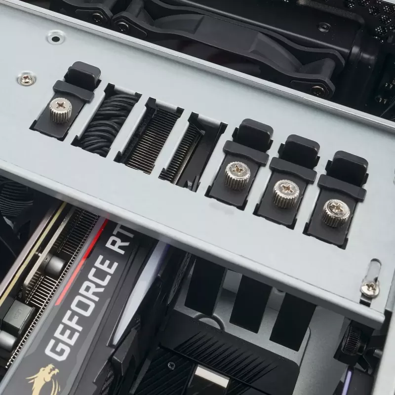 Server Case Silverstone SST-RM44 Tower Black ATX 240 360mm