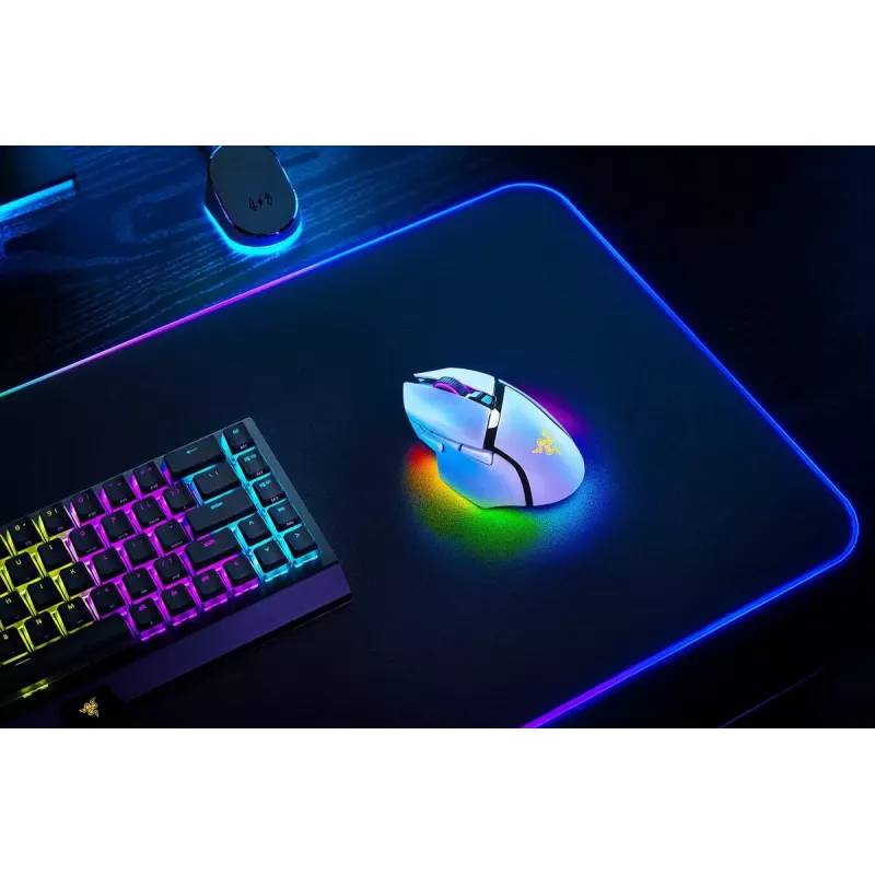 Gaming mouse Razer Basilisk V3 Pro — right-hand, optical 30,000 DPI, RF Wireless/Bluetooth/USB-C, white
