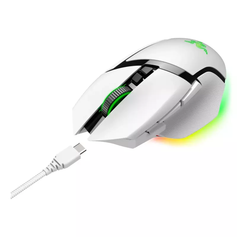 Gaming mouse Razer Basilisk V3 Pro — right-hand, optical 30,000 DPI, RF Wireless/Bluetooth/USB-C, white