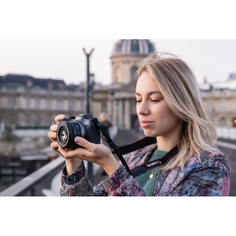 Canon EOS R8 + RF 24-50mm F4.5-6.3 IS STM Kit, 24.2 MP, 6000 x 4000 pixels, CMOS, 4K Ultra HD, Touchscreen, Black