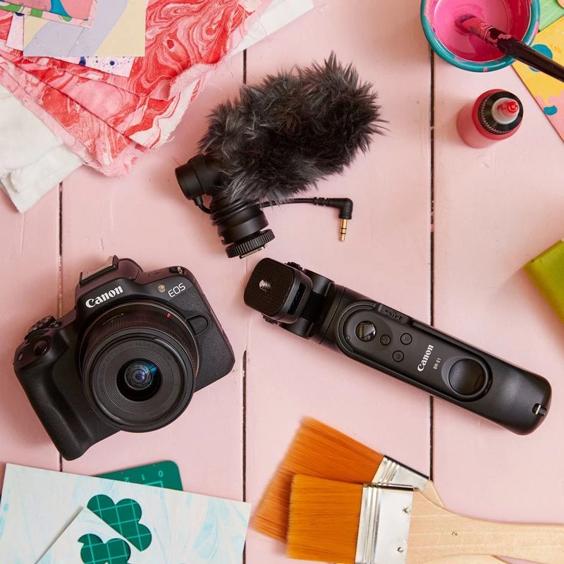 Canon EOS R50, Black + RF-S 18-45mm F4.5-6.3 IS STM Kit, 24.2 MP, 6000 x 4000 pixels, CMOS, 4K Ultra HD, Touchscreen, Black