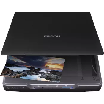 Flatbed scanner Epson Perfection V39II — A4, 4800 x 4800 DPI, CIS, USB-powered, Black