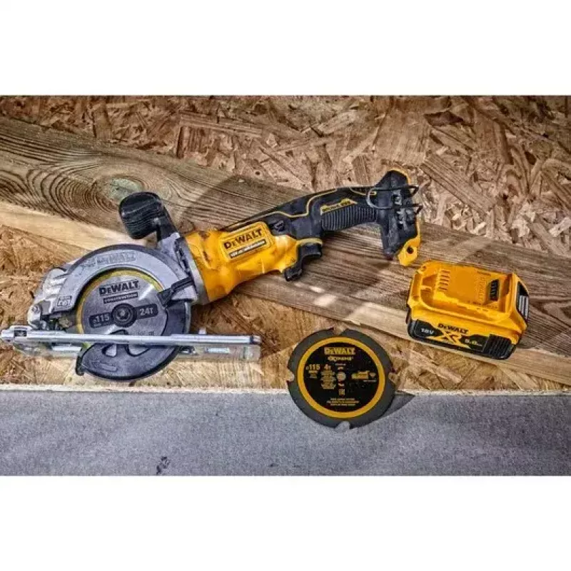 Circular Saw DeWALT DCS691N-XJ