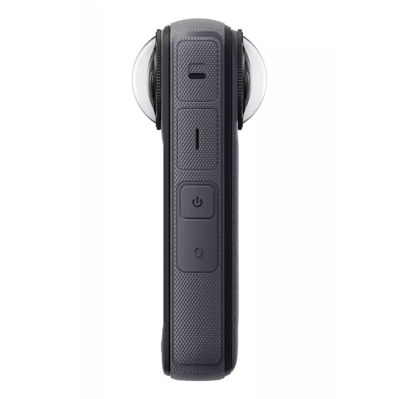 Action camera Insta360 X4 — 72 MP, 8K (7680×3840) CMOS, 1/2 inch sensor, built-in display, Wi‑Fi, 120 fps, MicroSD, 602 g, black