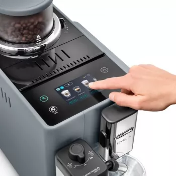 Espresso machine De’Longhi Rivelia EXAM440.55.g — fully automatic, 1.4 L water tank, 250 g grinder, 19 bar, TFT touch display