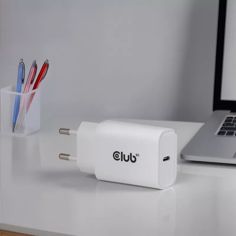 USB‑C Charger 2‑Pack CLUB3D CAC-3020, 30W total, White