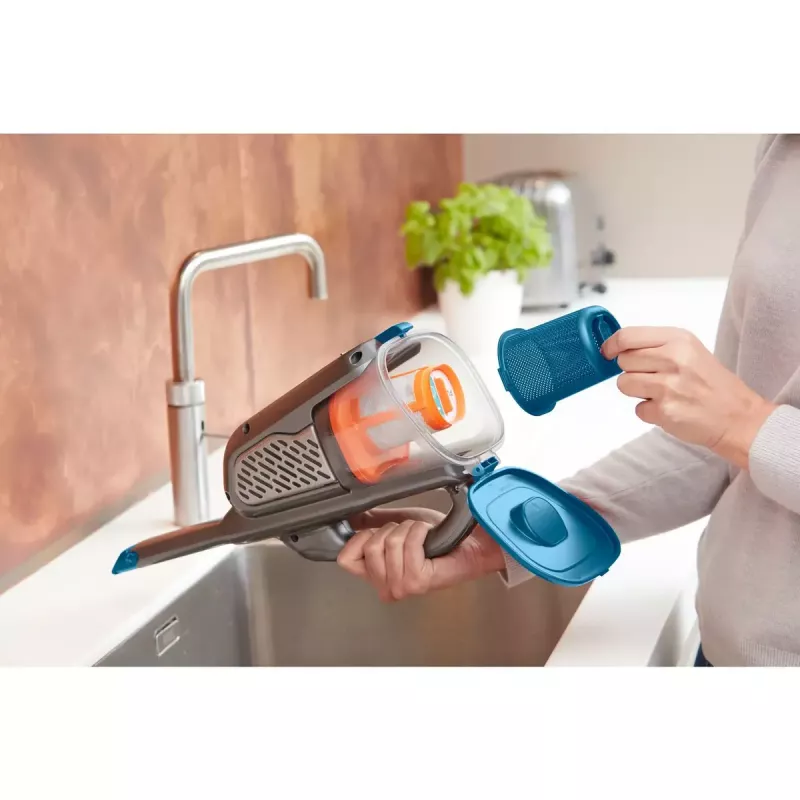 Handheld vacuum Black & Decker BHHV520BF-QW, cordless, dry cleaning, 35 W, 0.7 L dust container, 21 min runtime, 1.2 kg