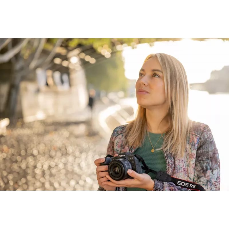 Canon EOS R8, 24.2 MP, 6000 x 4000 pixels, CMOS, 4K Ultra HD, Touchscreen, Black