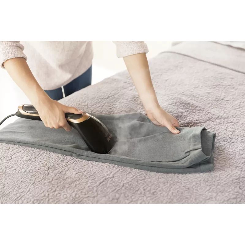 Philips Steam&Go Handheld garment steamer GC362/80, Handheld garment steamer, 0.07 L, 1 min, 24 g/min, 2.5 m, 100%