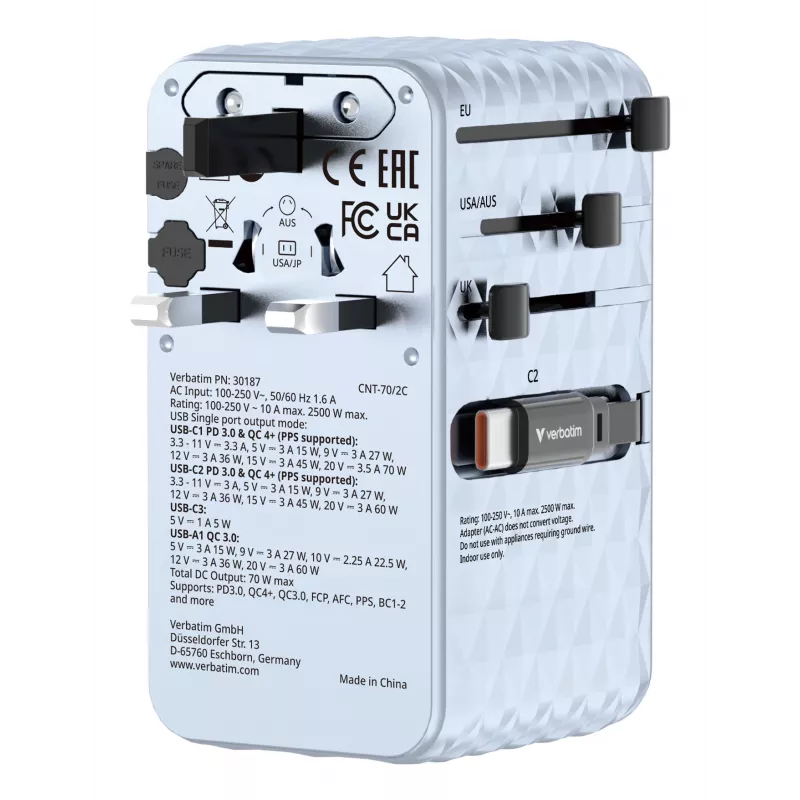 Verbatim Charge 'n' Travel 70W 2C retractable Universal Travel Adapter Blue