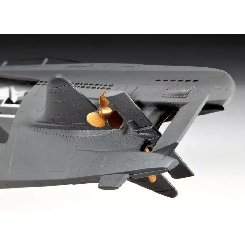 Submarine model Revell U-Boot Typ XXI U 2540 &Interieur