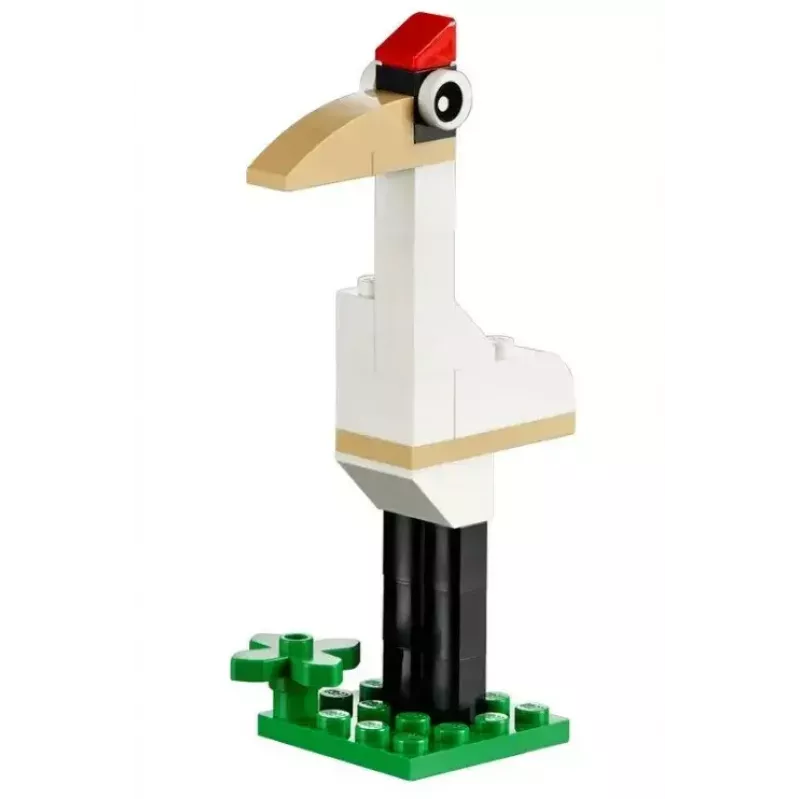 Building set LEGO Classic 10698 — 790 pieces, multicolour, 33 colours, includes green base plates and accessories