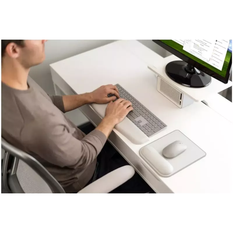 Kensington ErgoSoft Wrist Rest Mouse Pad for Standard Mouse
