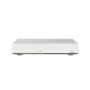 QNAP QHora-301W wireless router 10 Gigabit Ethernet Dual-band (2.4 GHz / 5 GHz) White