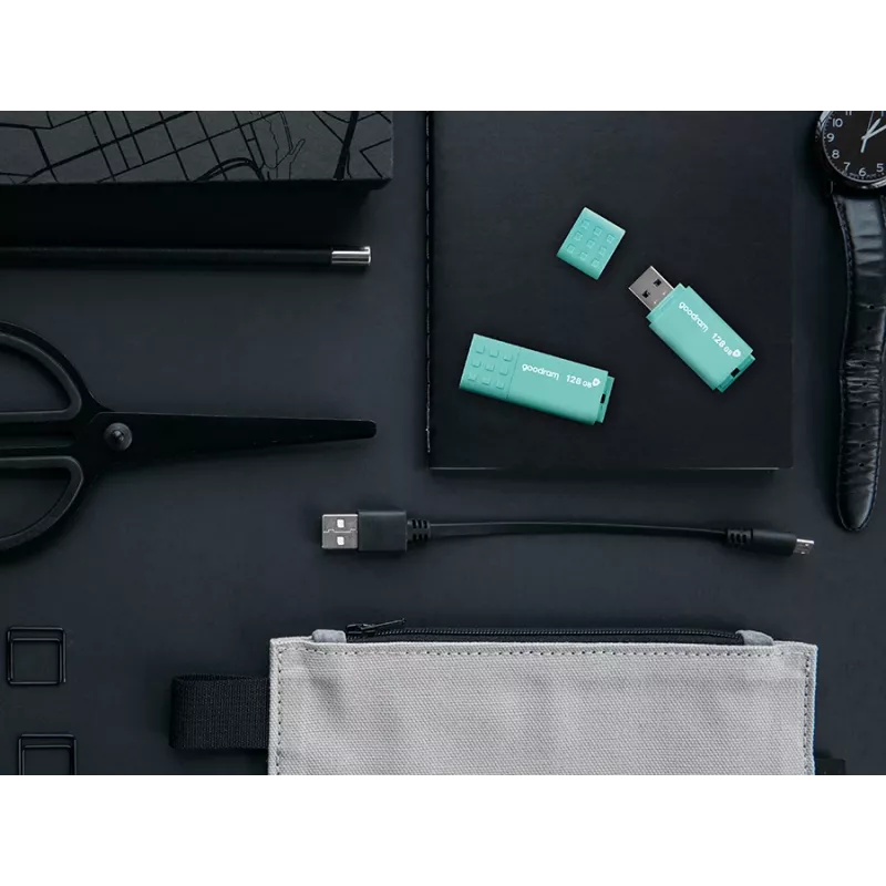 USB flash drive GOODRAM UME3 32 GB USB Type-A 3.2 Gen 1 — turquoise, 60 MB/s read, 20 MB/s write