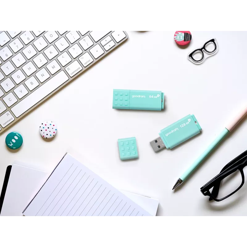 USB flash drive GOODRAM UME3 32 GB USB Type-A 3.2 Gen 1 — turquoise, 60 MB/s read, 20 MB/s write