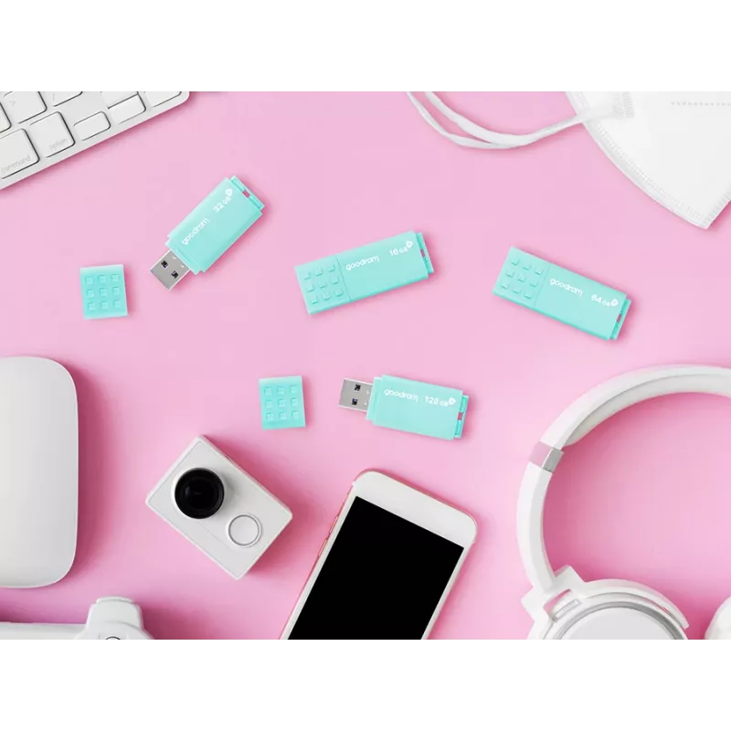 USB flash drive GOODRAM UME3 32 GB USB Type-A 3.2 Gen 1 — turquoise, 60 MB/s read, 20 MB/s write