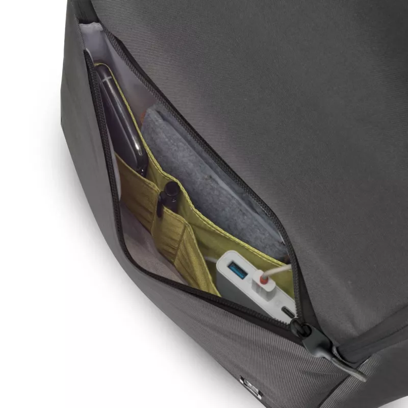 DICOTA Eco Motion - 13 - 15.6in Notebook Backpack - Black / 600d Rpet Polyester