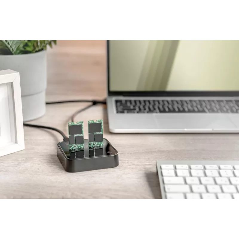 Digitus Dual M.2 NVMe SSD Docking Station USB-C Offline Clone Function