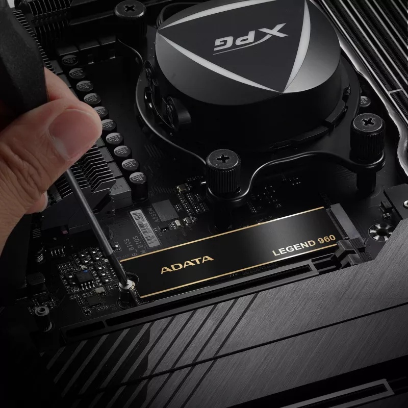 SSD M.2 1 TB ADATA LEGEND 960 PCIe 4.0 NVMe, 7400/6000 MB/s, 3D NAND, SMI SM2264, HW encryption, heatsink