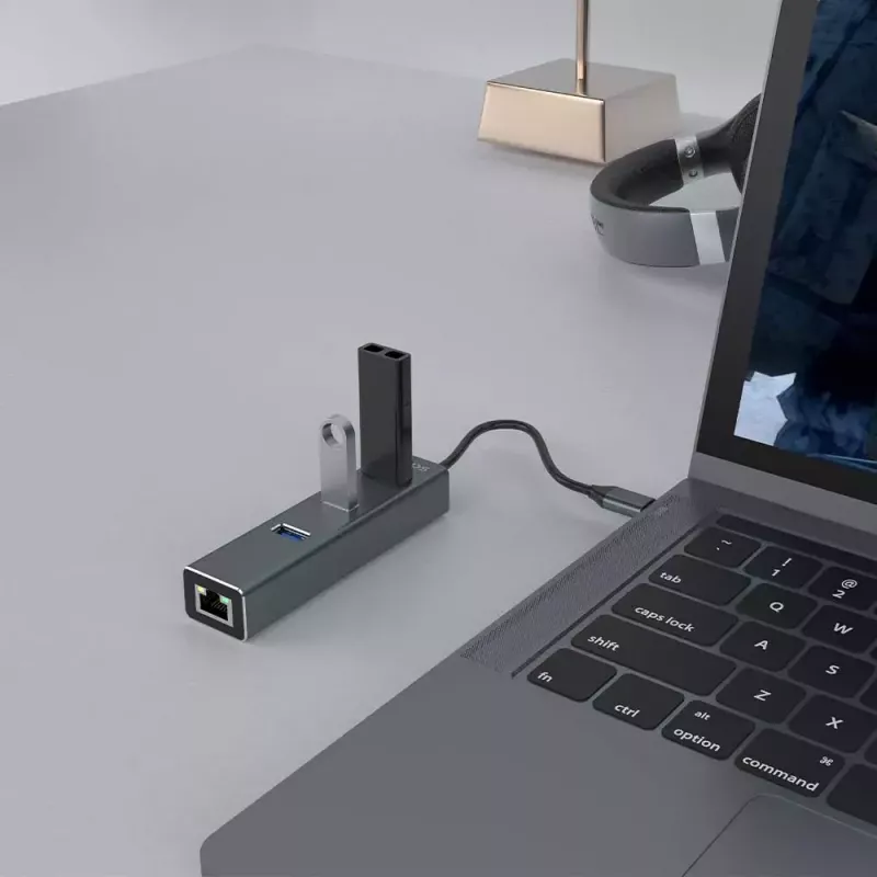 USB-C hub SAVIO AK-57 with 3× USB-A, RJ-45 Gigabit Ethernet (5000 Mbit/s), aluminium grey
