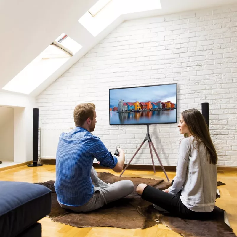 Floor TV mount TECHLY ICA-TR18SAM for 45 inch–65 inch (114.3–165.1 cm), VESA 200x200–600x400, capacity 32 kg, walnut