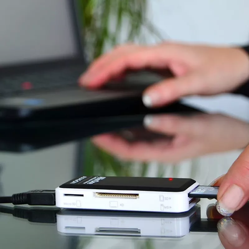 Axagon CRE-X1 external 5-slot reader of memory cards