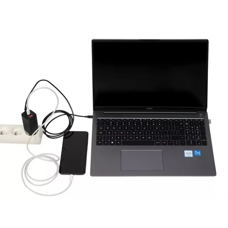 AC mobile device charger IBOX ILUC65B — 65 W, 3x USB (2x USB‑A Gen1, 1x USB‑C), black, 100–240 V