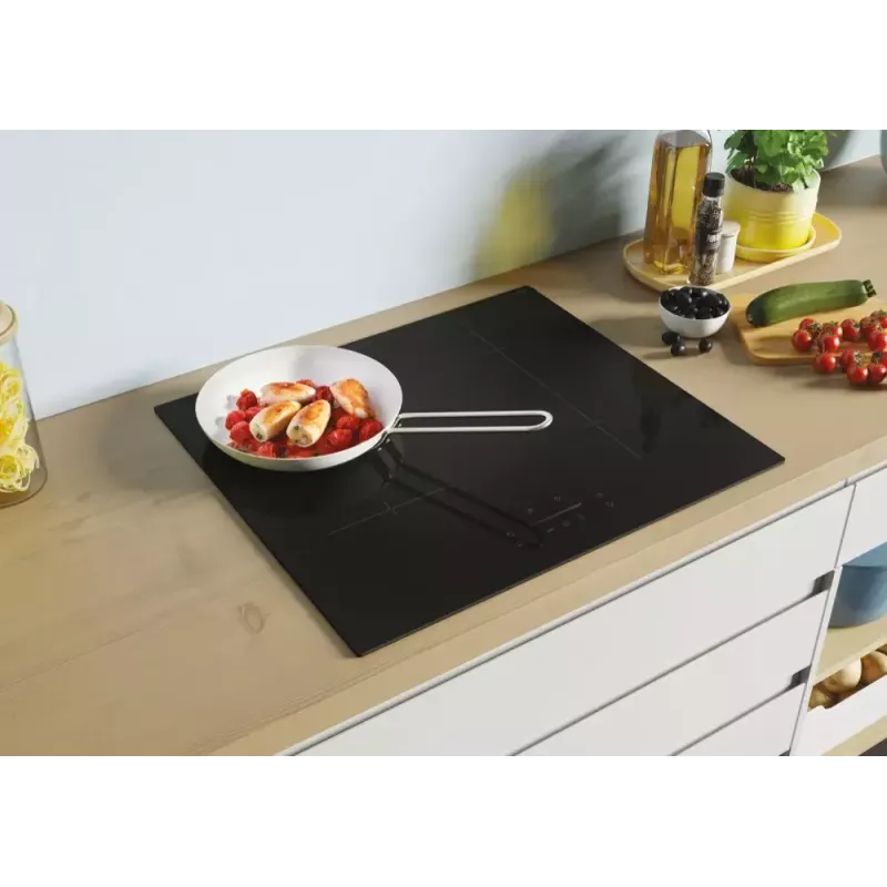 Candy CTP6SC4/E1 Black Built-in 59 cm Zone induction hob 4 zone(s) Built-in hood