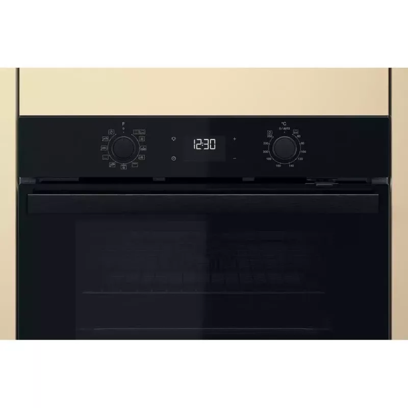 Built-in electric oven WHIRLPOOL OMR58HU1B — 71 L, A+, hydrolytic self-cleaning, convection, grill, telescopic rail