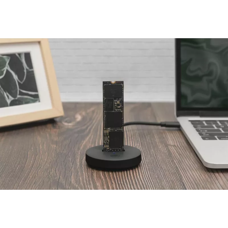 DIGITUS NVMe/SATA Docking Station - USB3.2 Gen2 type C NVMe and SATA SSD docking
