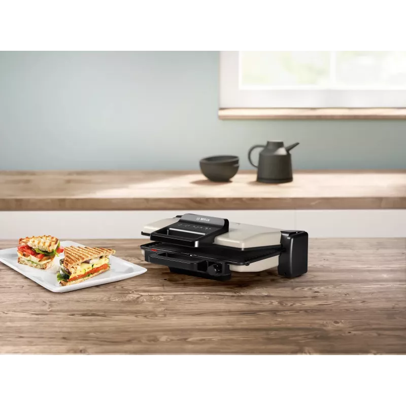 Contact grill Bosch TCG3302 2000W with 310x220 mm ceramic plates, adjustable thermostat, removable dishwasher-safe plates