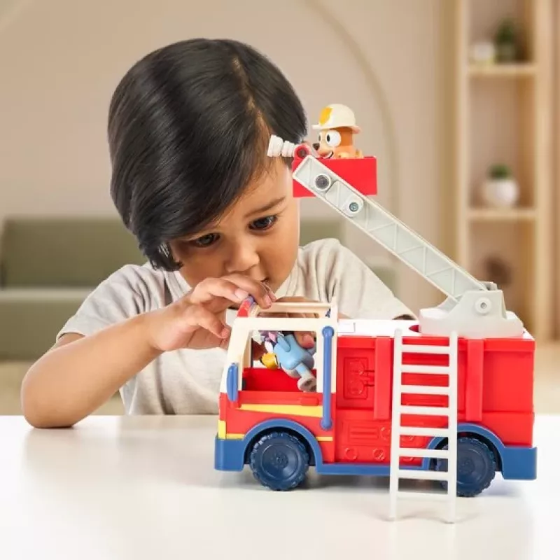 Moose Toys Bluey Fire Truck, Fire truck, 3 yr(s), Plastic, Multicolour, Red